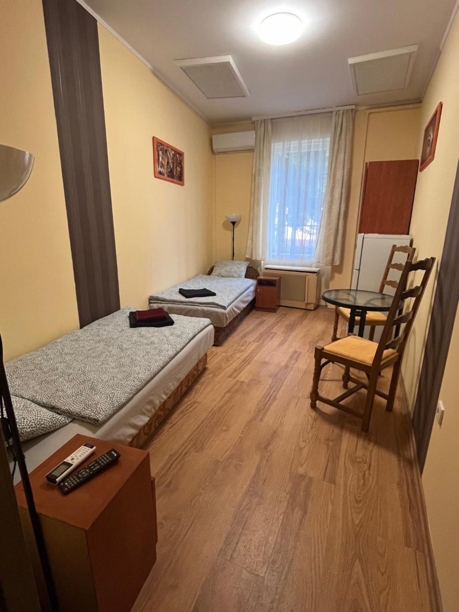Hotel Koelcsey 21 Vendeghaz Hajdúszoboszló Exterior foto
